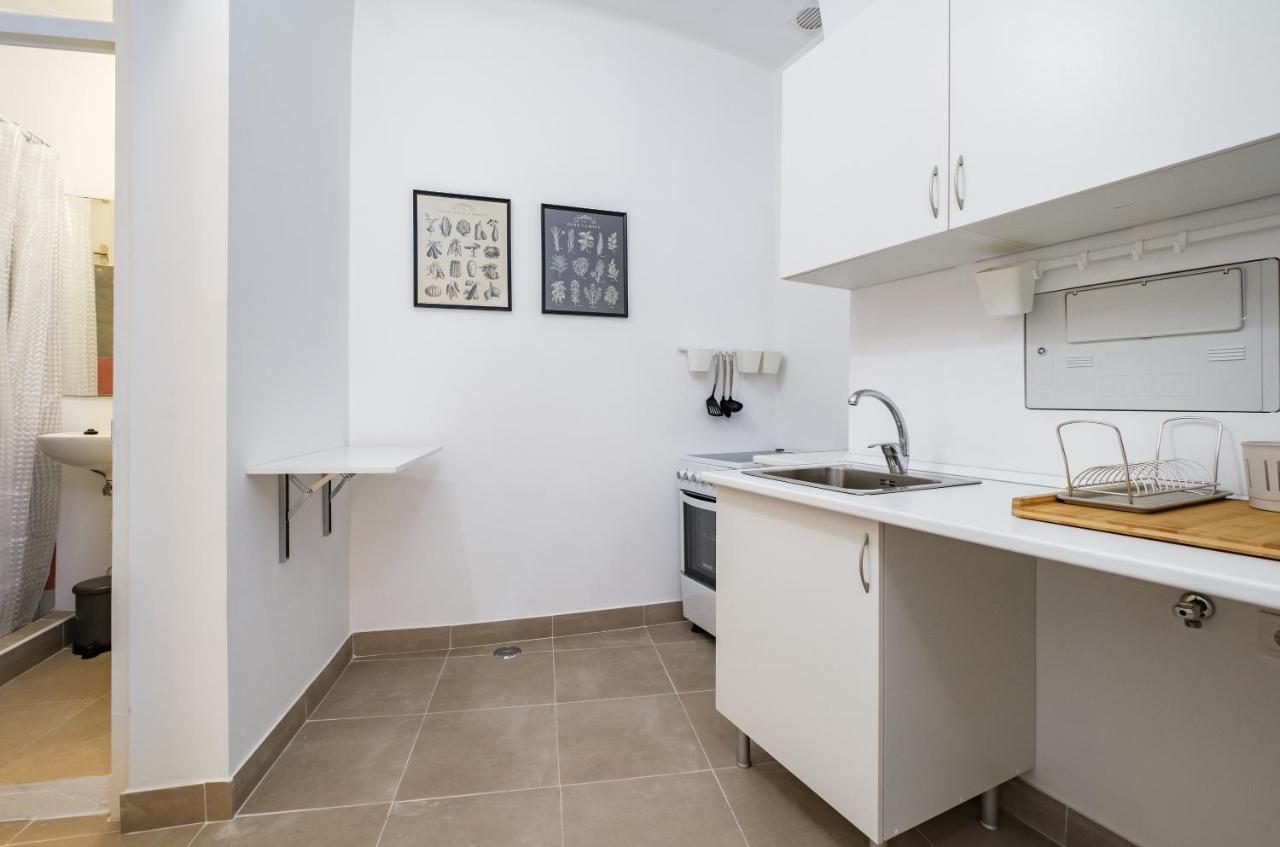 New! Unique 1 Bedroom Apartment- Santa Catarina 42 Lisboa Exterior foto